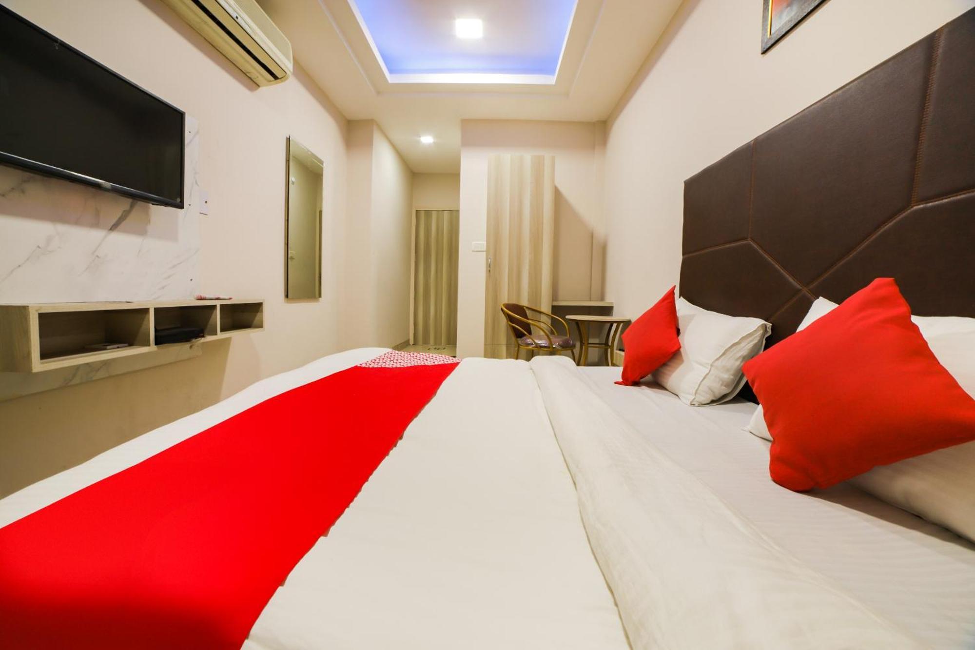 Sterling Inn, 3* New Delhi