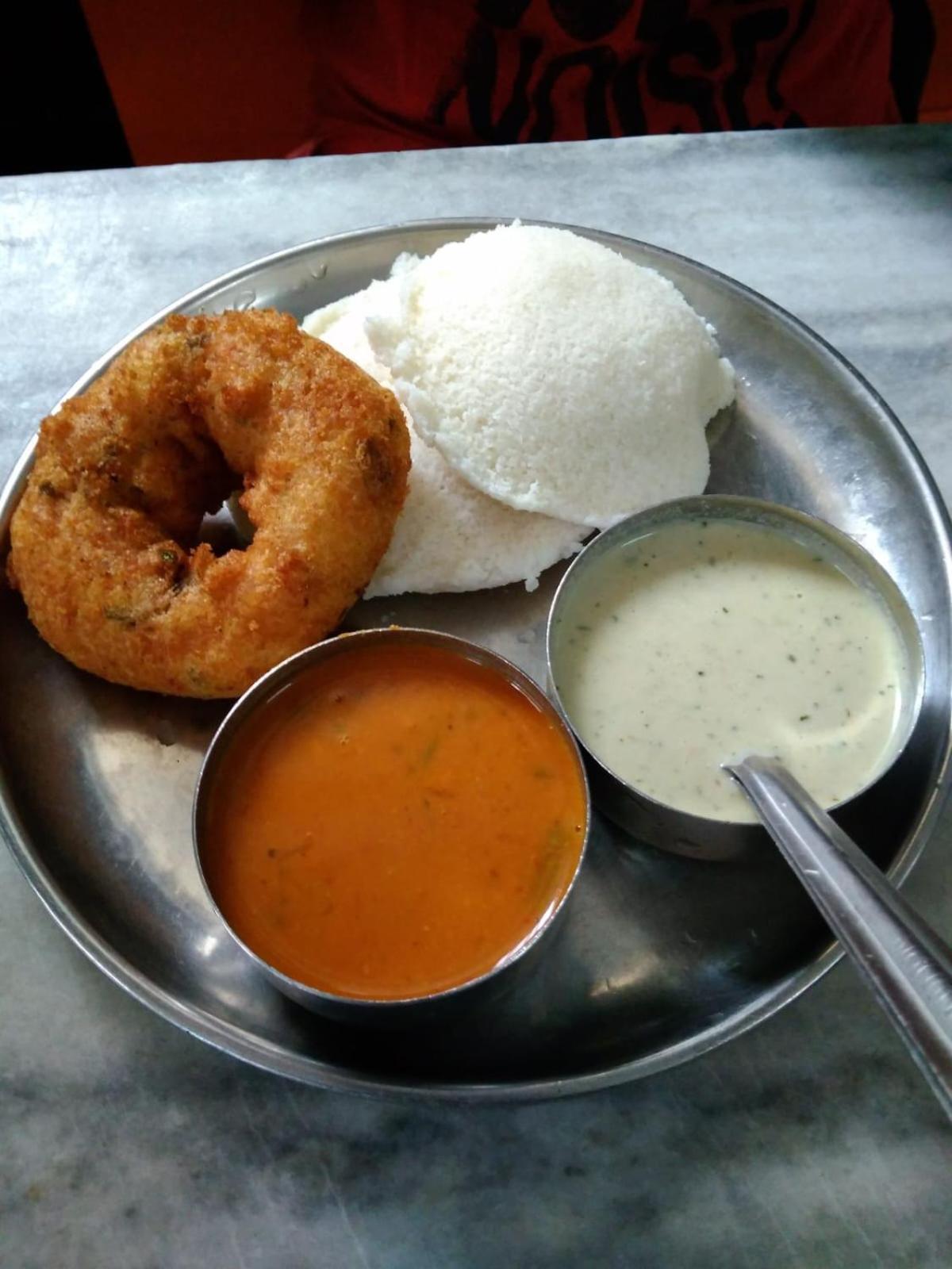 Sterling Inn, New Delhi