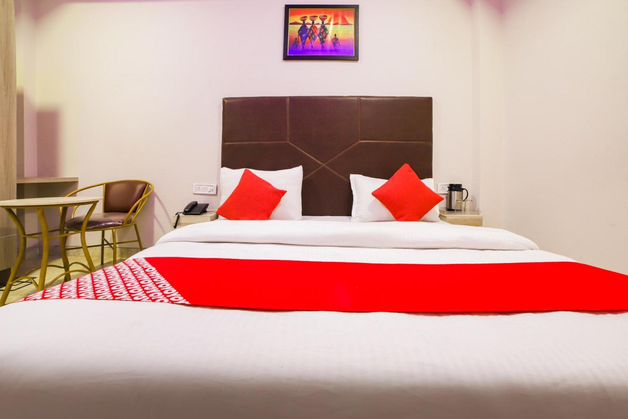 Sterling Inn, Hotel New Delhi