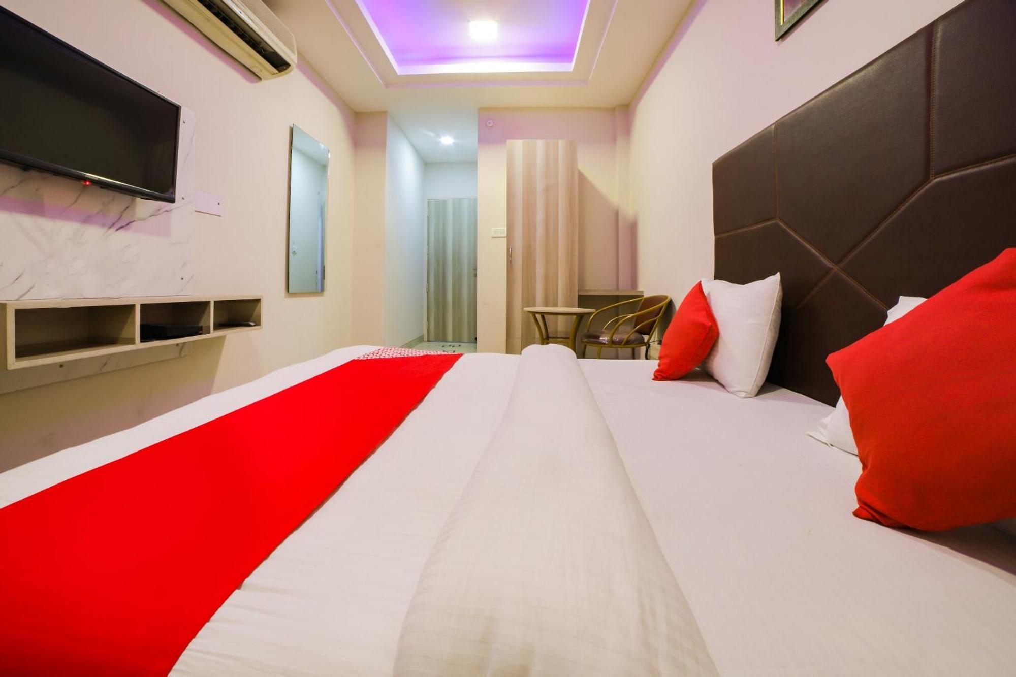 Sterling Inn, Hotel New Delhi