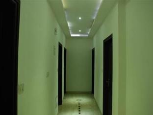 Sterling Inn, 3* New Delhi
